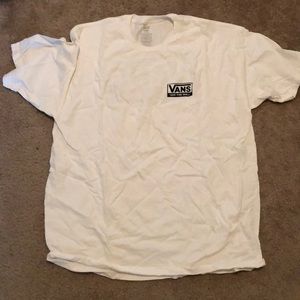 NEVER WORN VANS OFF THE WALL SHIRT
